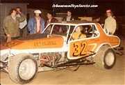 Dick Larkin 32